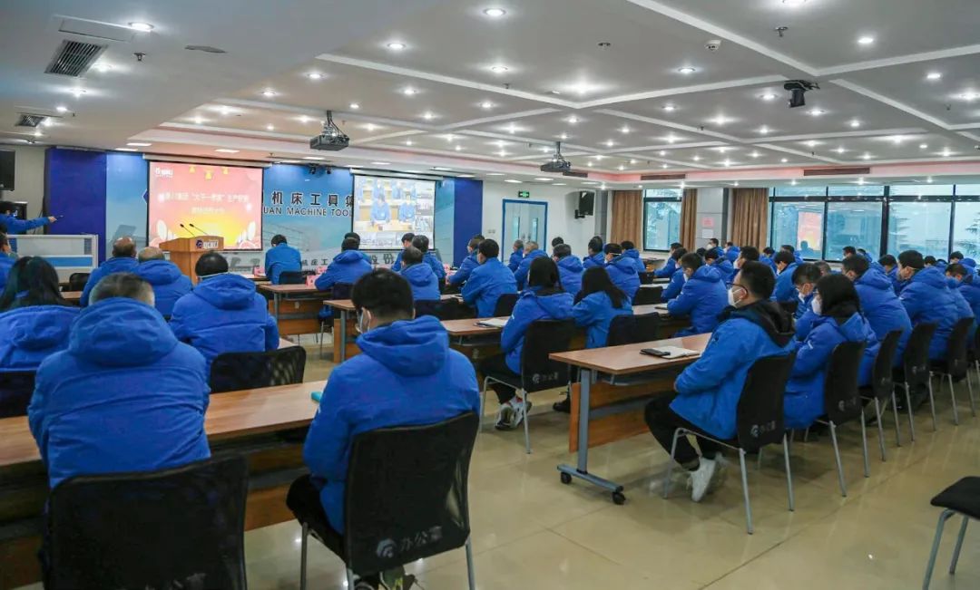 严鉴铂：冲锋市场一线 以精彩开局带动出彩全年